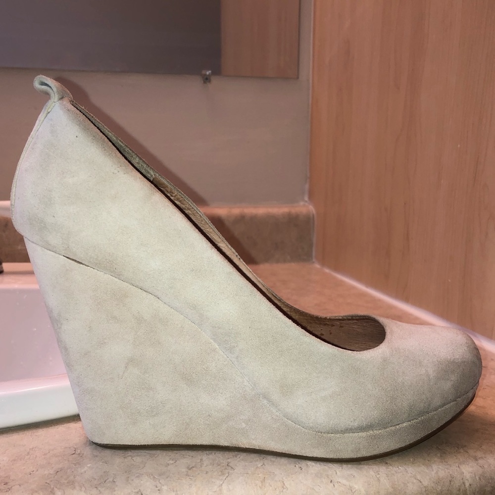 Locale Beige Wedge Shoes - Women’s 39